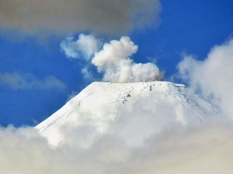 Volcán Villarrica va rumbo a una erupción