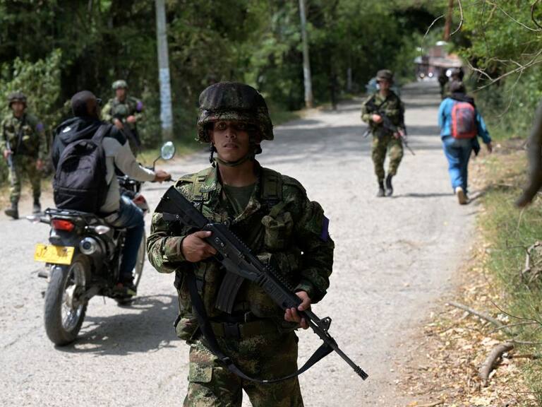 Soldados en las calles tras el atentado en la región del Cauca en Colombia
