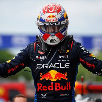 La lluvia marcó diferencias: Max Verstappen recuperó el tranco ganador y se quedó con el GP de Canadá